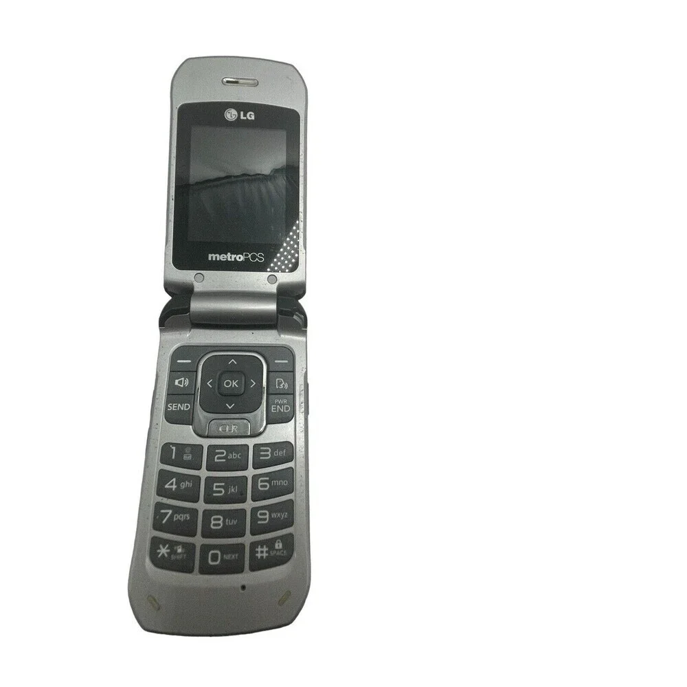 Lot 5 Vintage Cell Phone Flip Phones from Various Brands FOR PARTS, AS IS.